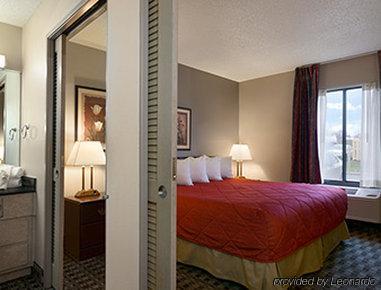 Wingate By Wyndham Canton-hall Of Fame Canton