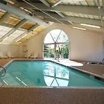 Wingate By Wyndham Canton-Hall Of Fame 